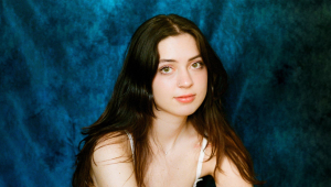 Image of Lizzy McAlpine